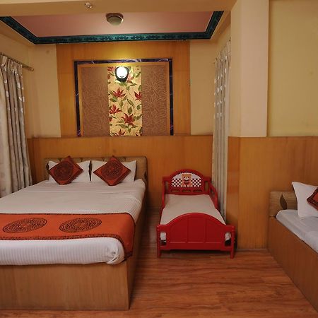 Acme Guest House Катманду Экстерьер фото
