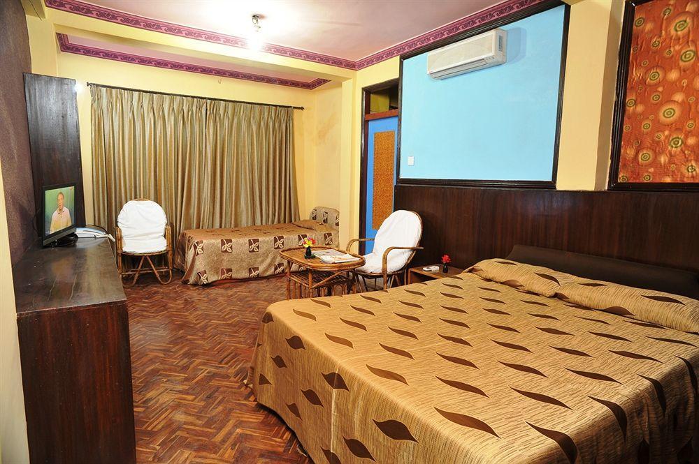Acme Guest House Катманду Экстерьер фото