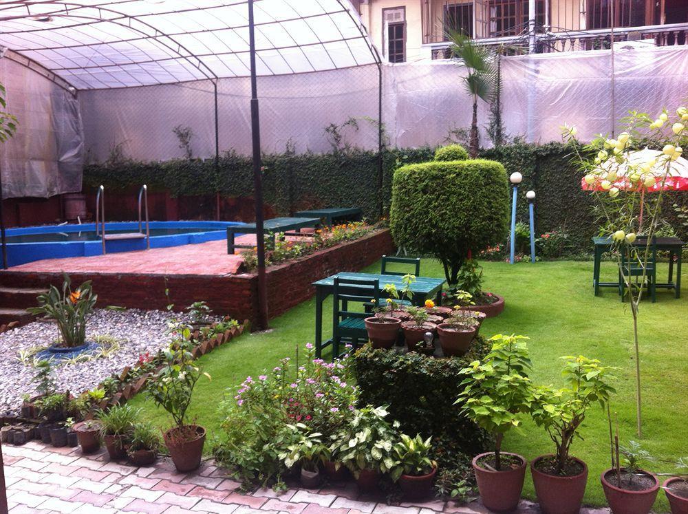 Acme Guest House Катманду Экстерьер фото