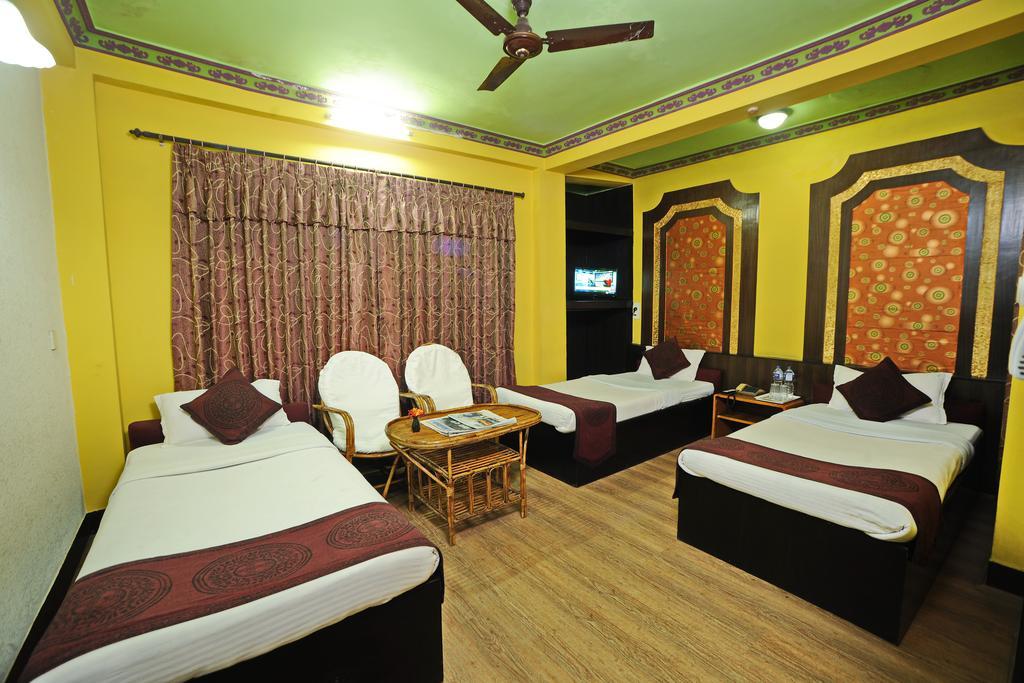 Acme Guest House Катманду Экстерьер фото