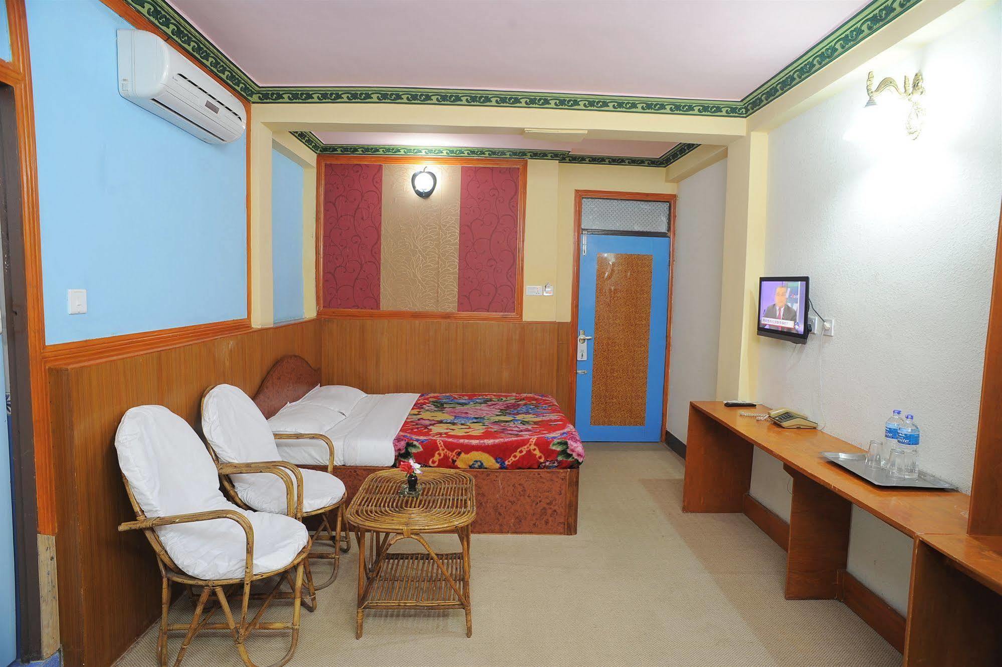 Acme Guest House Катманду Экстерьер фото