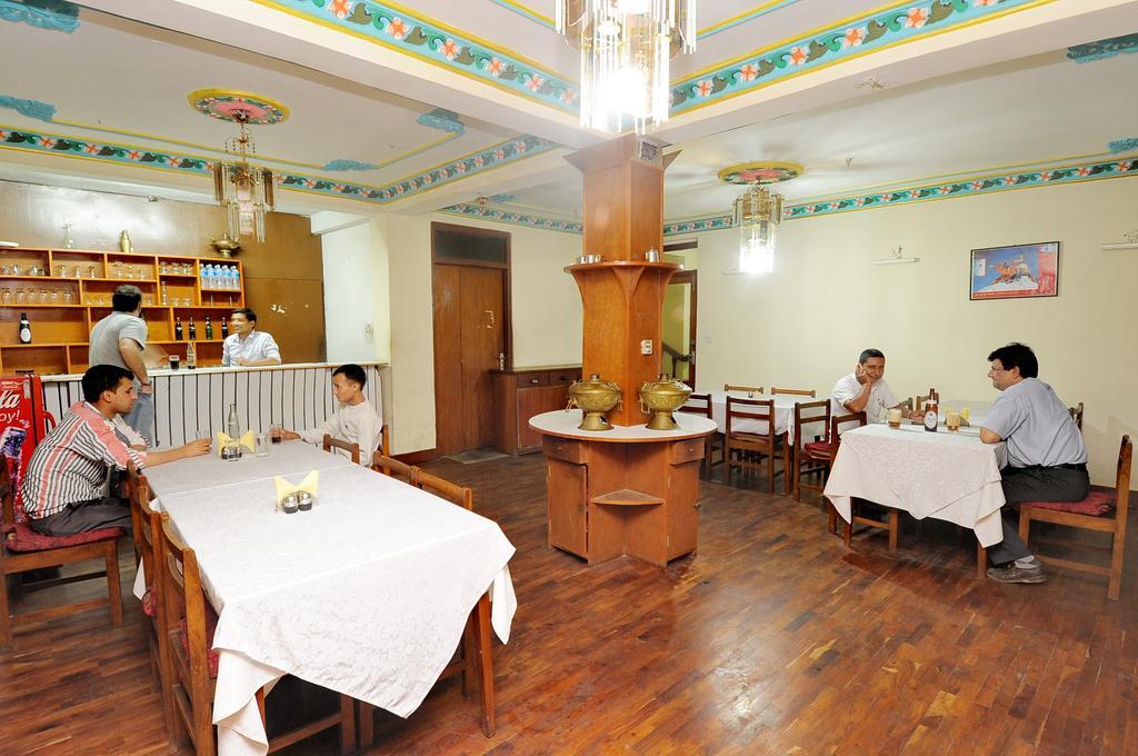 Acme Guest House Катманду Экстерьер фото